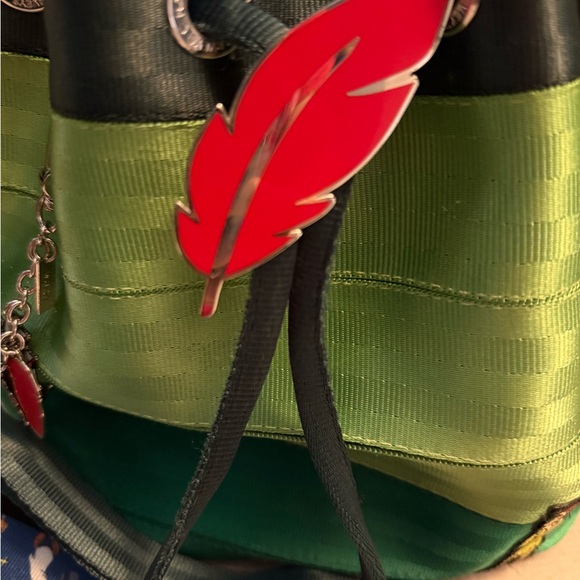 Harvey’s Disney Peter Pan set - Picture 6 of 9